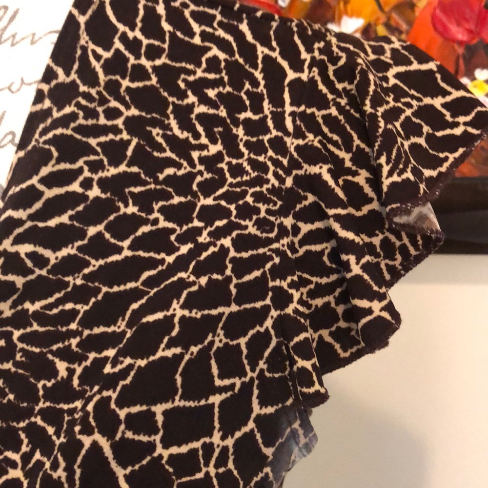 Creative Design Works leopard blouse - Picture 7 of 8